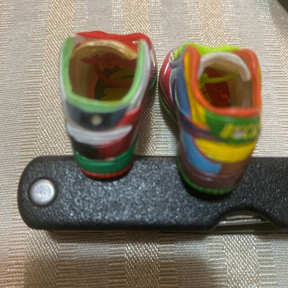 MINIATURE  NIKE AIR DUNK SHOES (5 INCHES IN LENGTH) ORIGONAL BOX NEW main image 6
